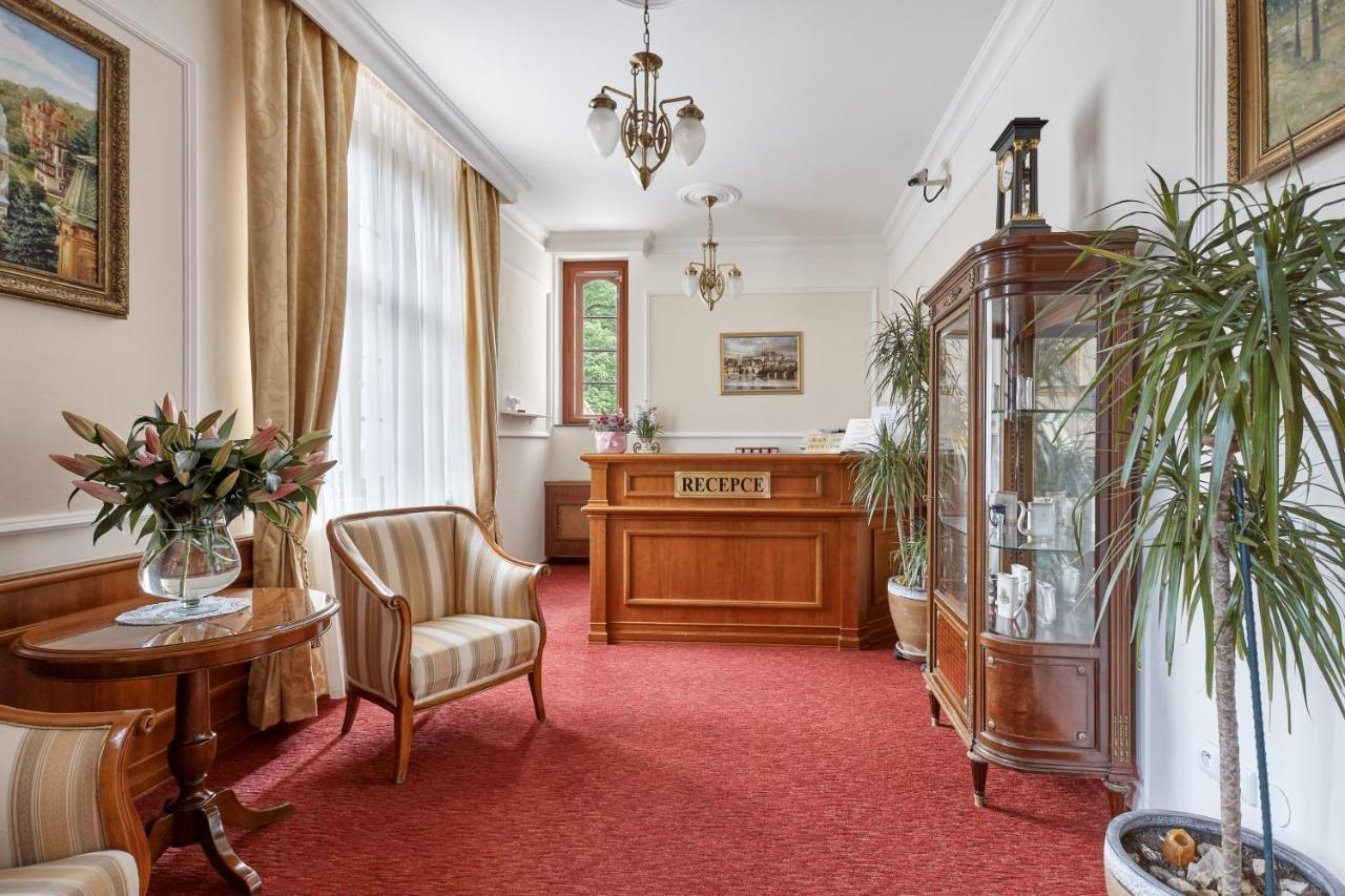 Spa Hotel Villa Ritter Κάρλοβι Βάρι Εξωτερικό φωτογραφία