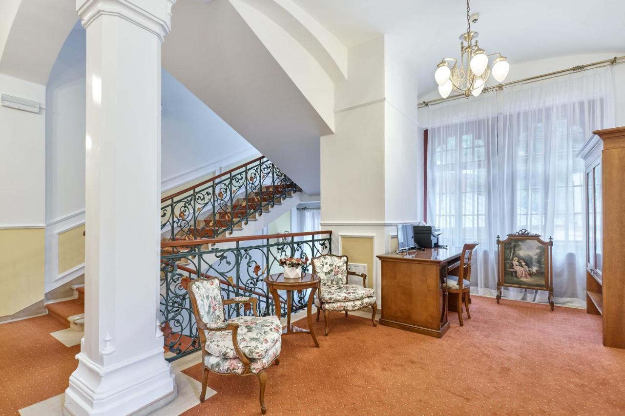 Spa Hotel Villa Ritter Κάρλοβι Βάρι Εξωτερικό φωτογραφία