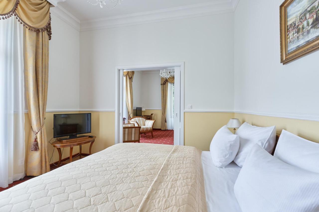Spa Hotel Villa Ritter Κάρλοβι Βάρι Εξωτερικό φωτογραφία