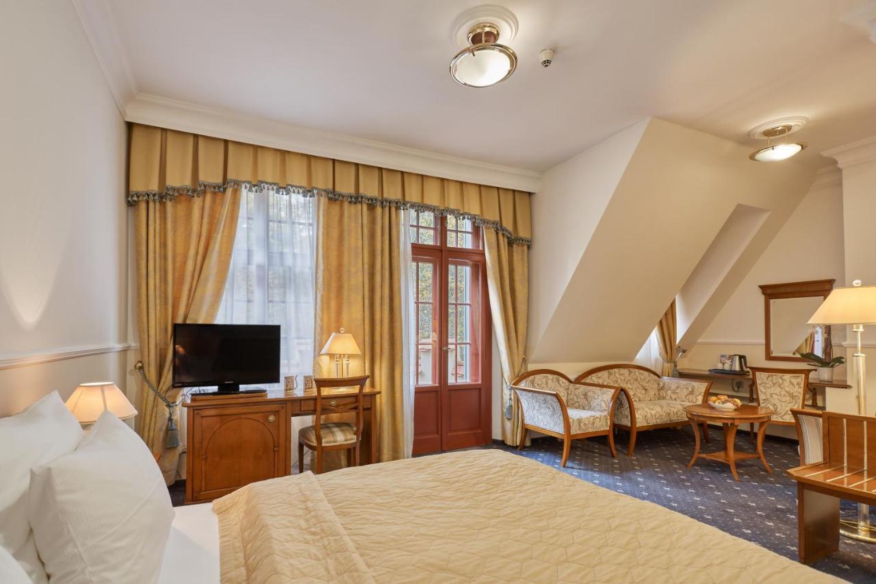 Spa Hotel Villa Ritter Κάρλοβι Βάρι Εξωτερικό φωτογραφία