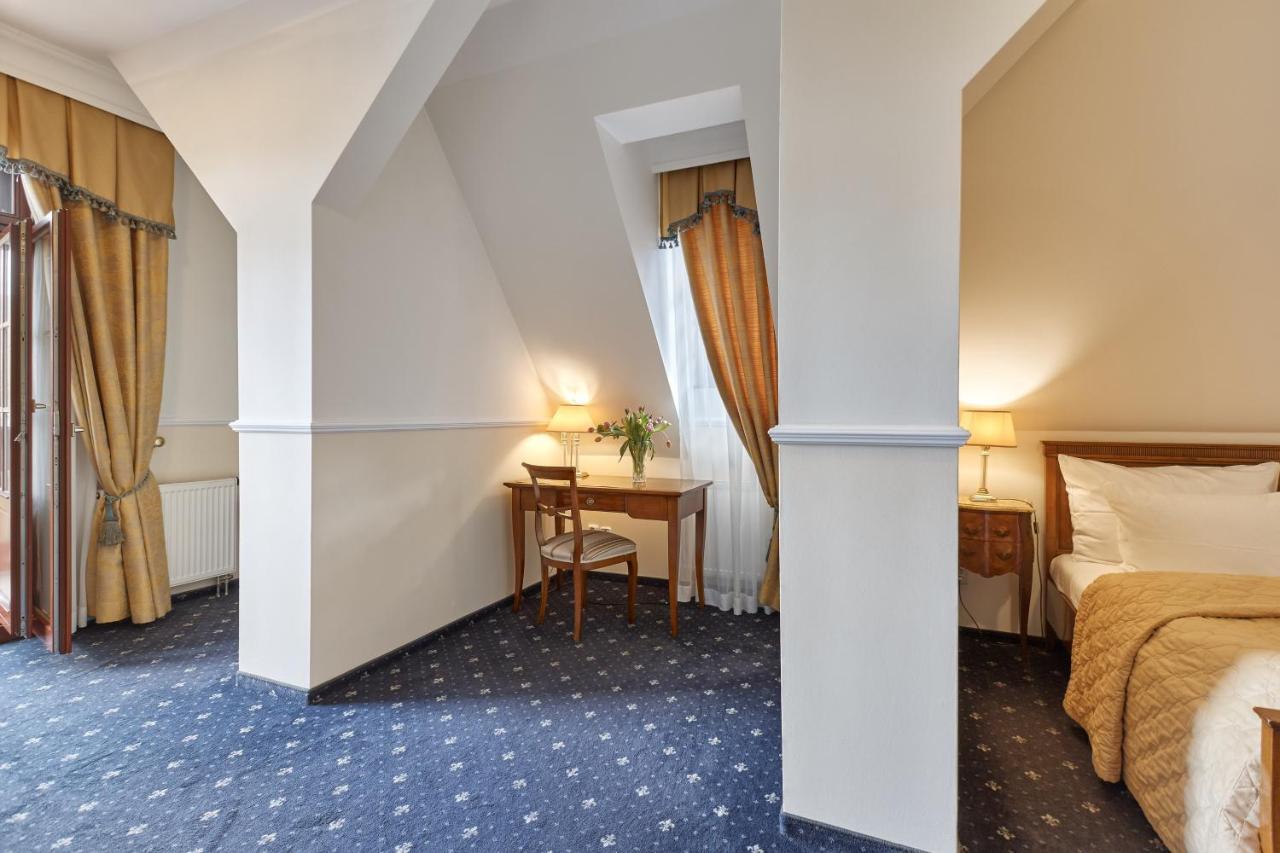 Spa Hotel Villa Ritter Κάρλοβι Βάρι Εξωτερικό φωτογραφία