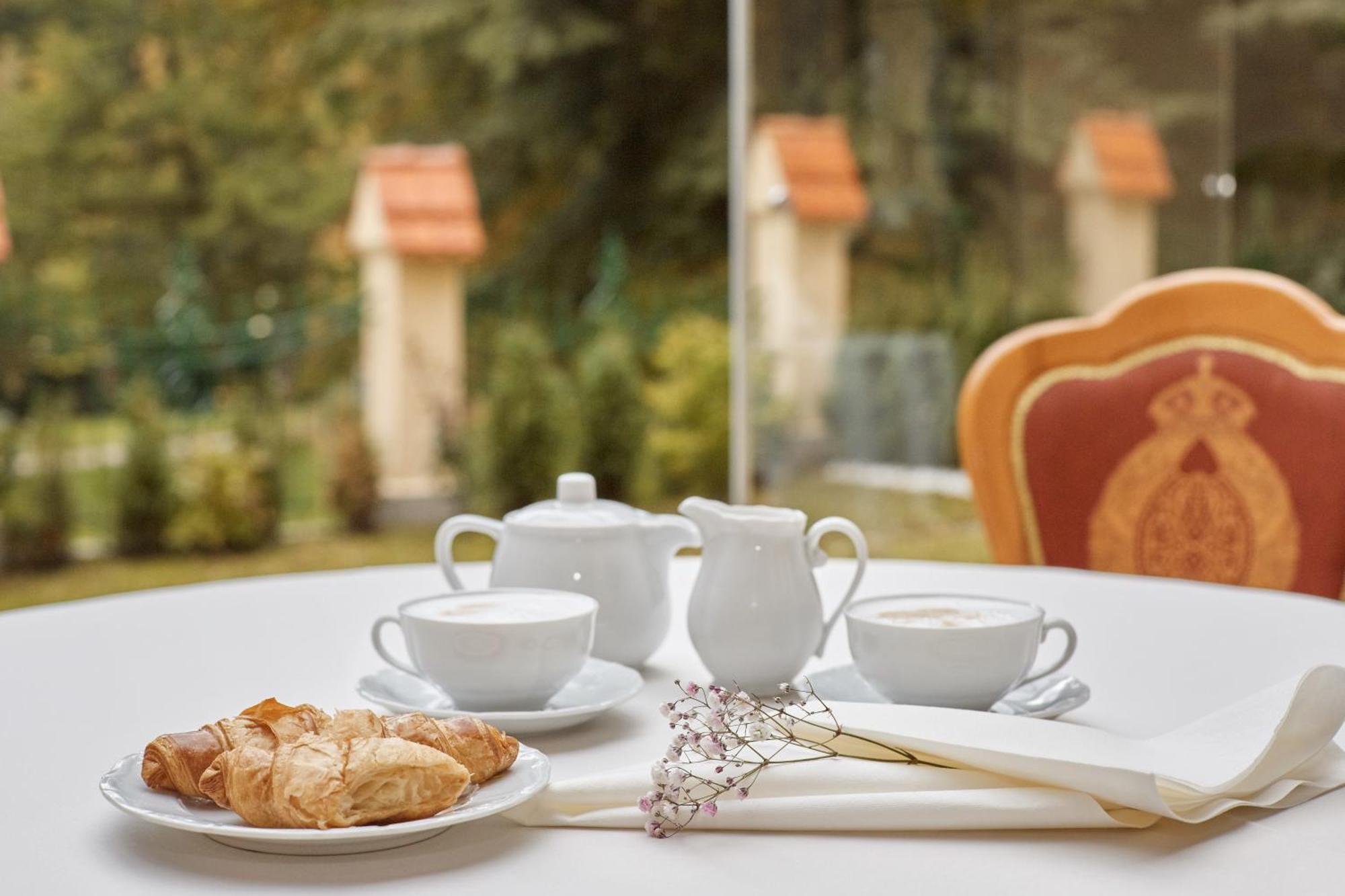 Spa Hotel Villa Ritter Κάρλοβι Βάρι Εξωτερικό φωτογραφία
