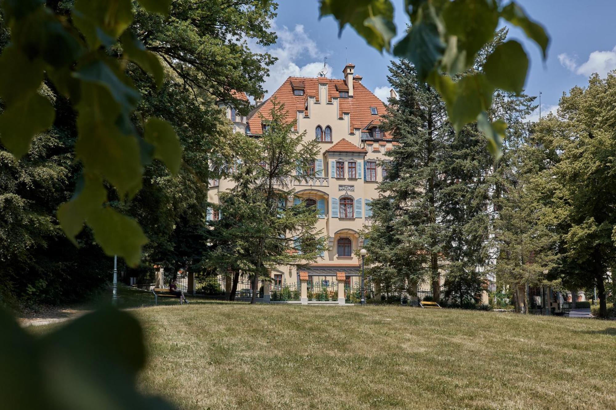Spa Hotel Villa Ritter Κάρλοβι Βάρι Εξωτερικό φωτογραφία