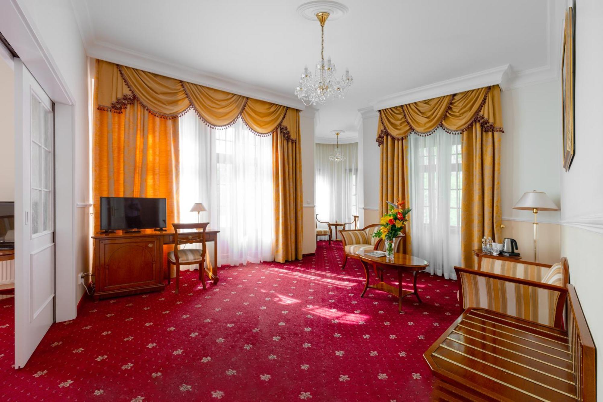 Spa Hotel Villa Ritter Κάρλοβι Βάρι Εξωτερικό φωτογραφία